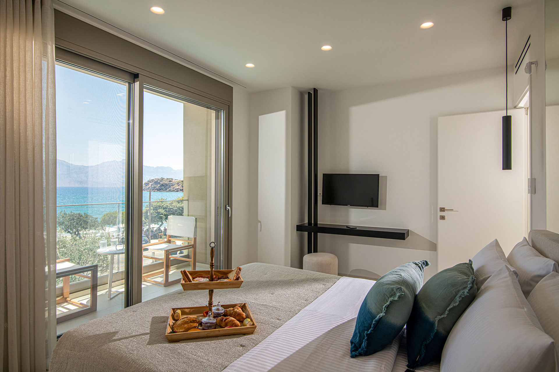 Edem-Boutique-Hotel-Deluxe-Double-Sea-View-(1).jpg
